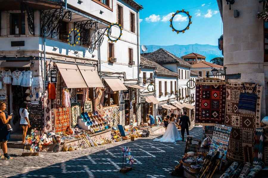 ruas albania perigosa