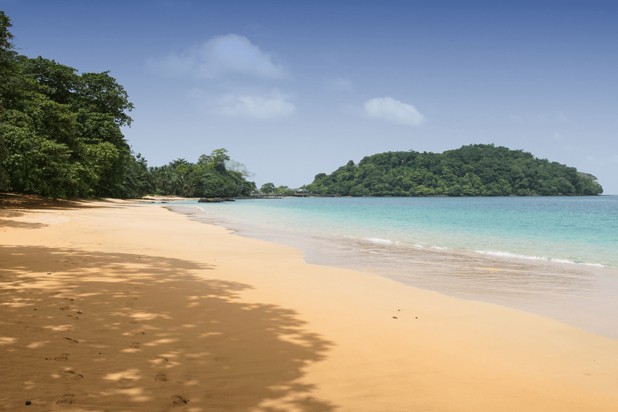 Praia Coco em São Tomé e Príncipe