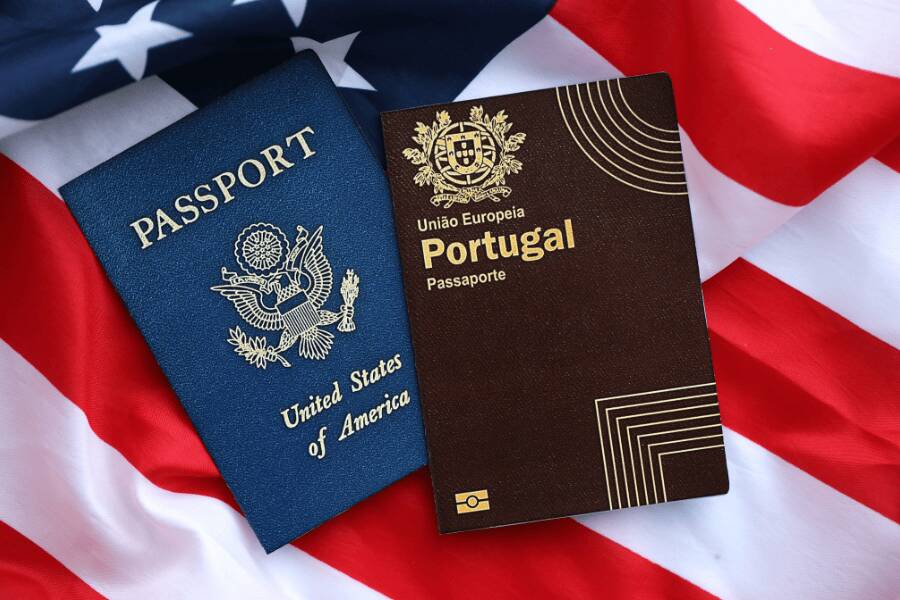 O formulário ESTA deve ser preenchido exclusivamente através do site oficial do U.S. Customs and Border Protection.